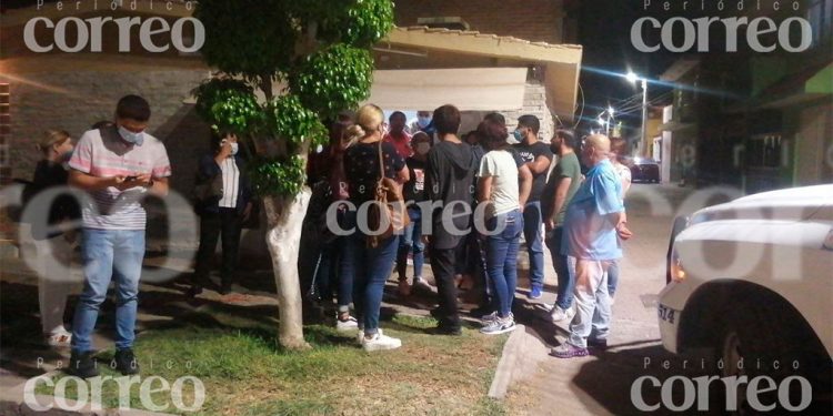 Más de 100 personas acusan a agencia de viajes en León de estafarlos por más de 3 mdp