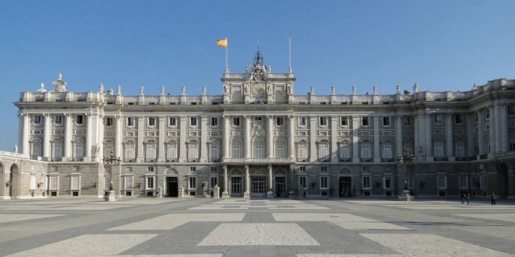 México y España homologan protocolos para viajes