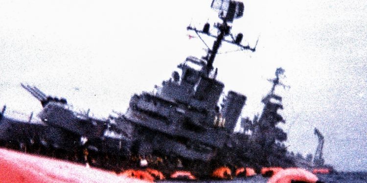 El crucero fue hundido por un ataque inglés durante la Guerra de Malvinas.