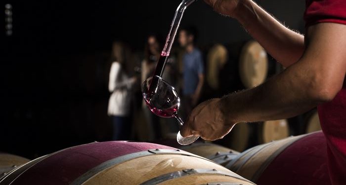 Oeno, empresa de inversión en vinos de lujo, debuta en Madrid