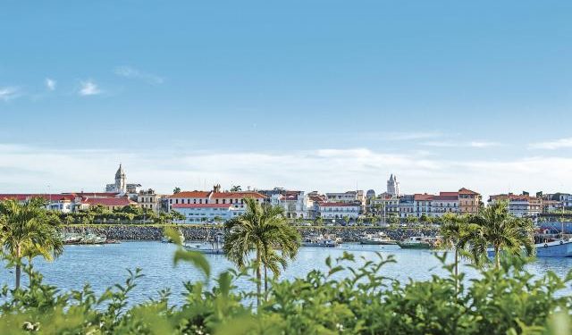 Panamá y Hotelbeds firman acuerdo para proyección en el mercado internacional