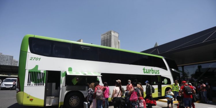 Pase de Movilidad: ¿Puedo viajar a otra región con este documento?