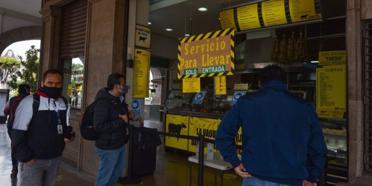 Por baja de casos COVID, Edomex avanza a semáforo amarillo