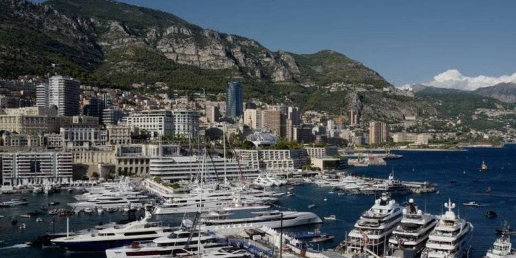 Qué se sabe del superyate que compró Jeff Bezos - Entretenimiento - Cultura