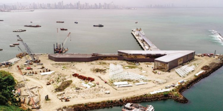 Refrendan adenda de $41 millones para puerto de cruceros