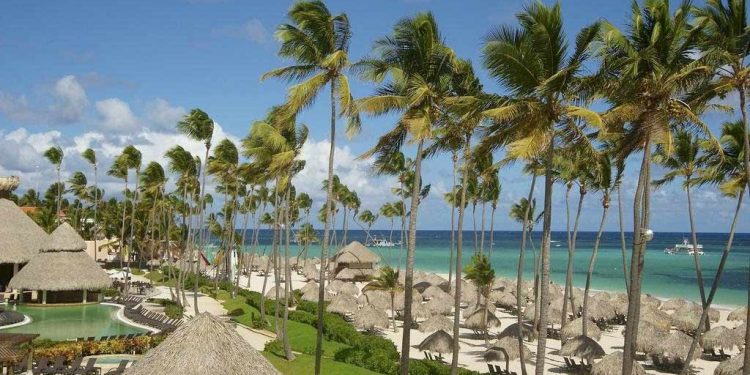 República Dominicana, Cancún y Jamaica encabezan rescate turístico del Caribe - Spanish Version