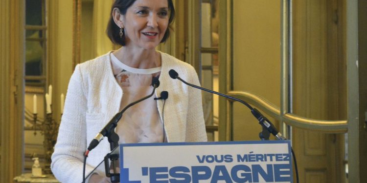 Reyes Maroto considera “muy positivas” las reservas de viajes de turistas británicos | Economía