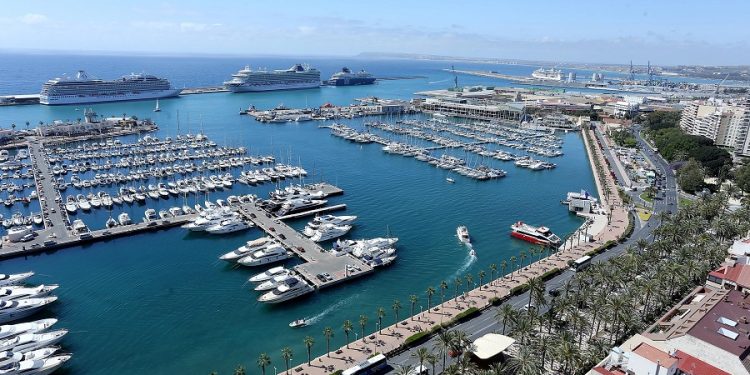 Sanidad elabora un protocolo de control Covid para cruceros nacionales