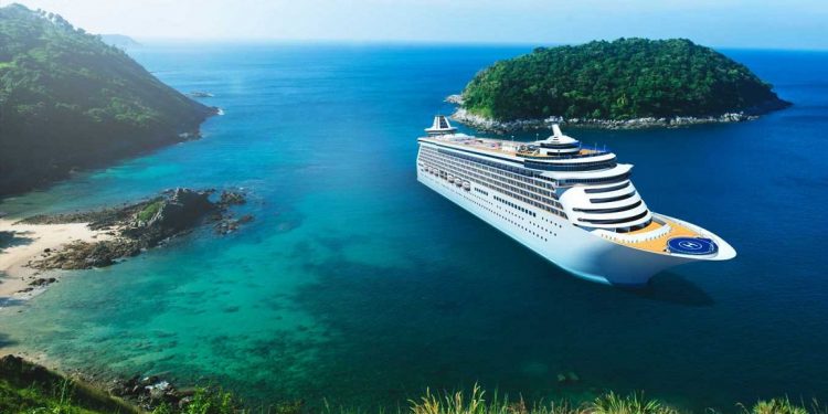 Urgen al gobierno a levantar la prohibición de cruceros internacionales