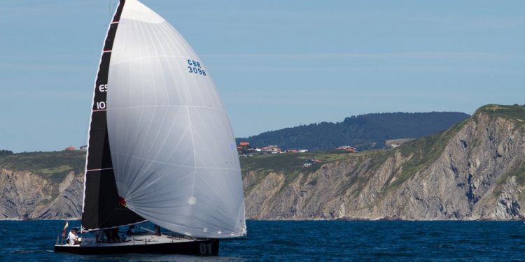 ‘Fhimasa’, ‘Alpega’, ‘Nexus’ y ‘Rooster’ ganan el III Trofeo Social