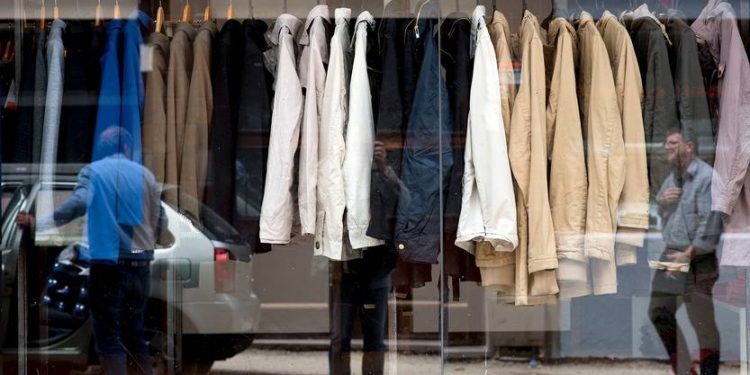 Ventas del sector comercio y servicios cayeron 11,3% en primer trimestre; no crecen desde inicios del 2019 | la diaria
