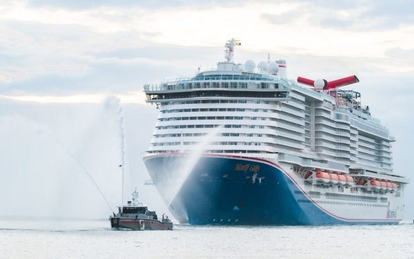 Terminal construida en Puerto Cañaveral para cruceros de GNL recibe al Mardi Gras