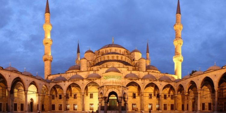 Abierta la frontera, los rusos invaden las costas de Turquía | Noticias de Agencias de viajes