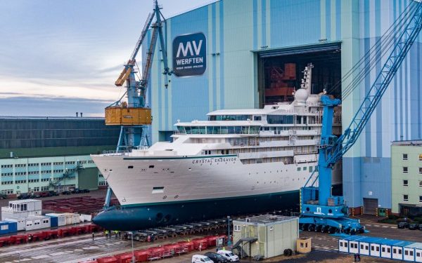Astillero de cruceros MV Werften recibe aprobación de préstamo alemán   