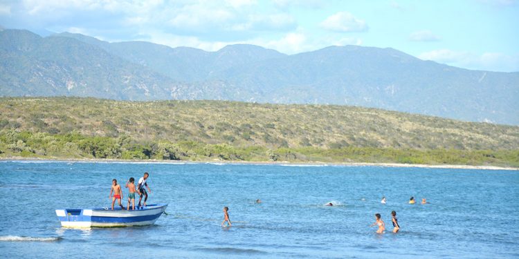 Azua quiere desarrollarse con un turismo sostenible