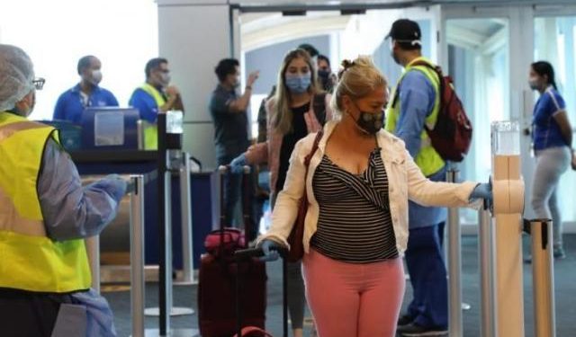 CDC de Estados Unidos sugiere a viajeros no vacunados evitar viajes no esenciales a Panamá