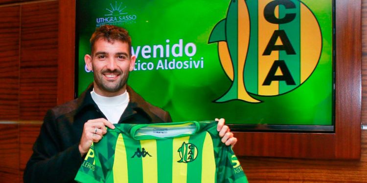 Cauteruccio le agradeció a Estudiantes y firmó en Aldosivi