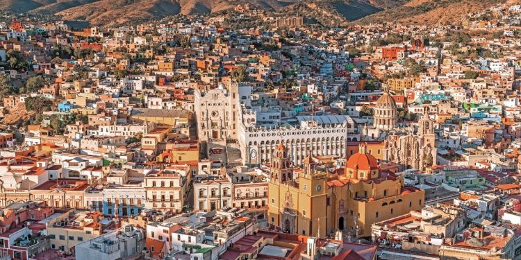 Centro y Occidente apuestan por la medición de datos turísticos a nivel regional