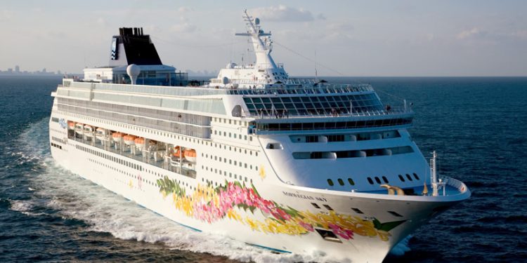 Colombia: Autorizan arribo de crucero Norwegian Sky al Puerto de Cartagena