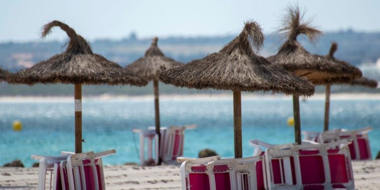 Cómo solicitar el bono turístico en Baleares para viajar este verano