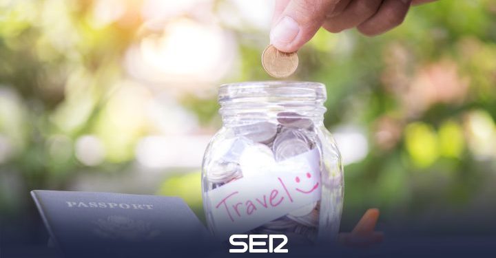 Cuatro sencillos trucos para ahorrar cuando reservas tus vacaciones de verano | Sociedad