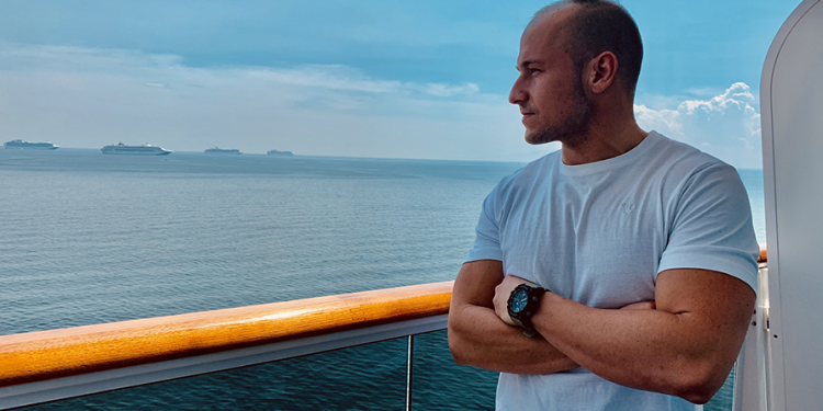 Daniel Pérez y la repatriación de trabajadores filipinos de un crucero