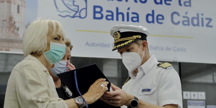 El Puerto de Cádiz recibe al primer crucero tras el COVID-19