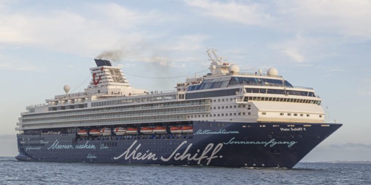 El Puerto de Cádiz reinicia el lunes el tráfico de cruceros tras el parón por la pandemia