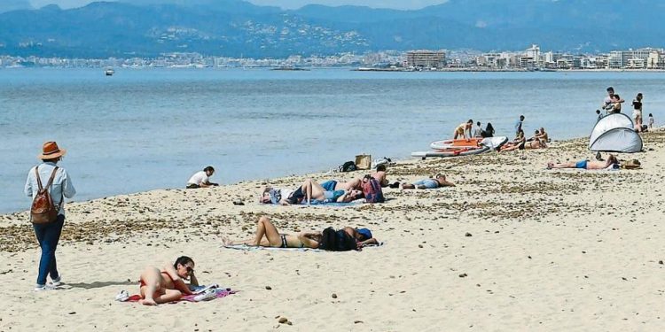 El Reino Unido levanta el veto para viajar a Baleares