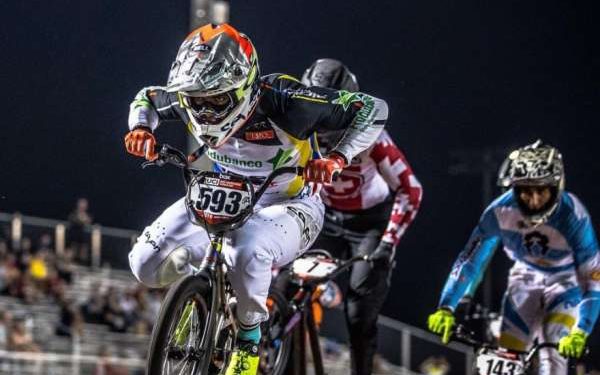 El Telégrafo - Alfredo Campo entre los 20 mejores bicicrosistas del mundo