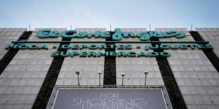 El gigante español de la distribución El Corte Inglés sufre pérdidas históricas
