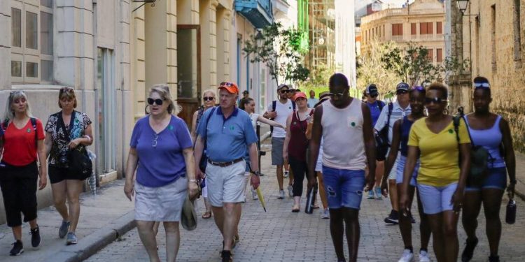 En Cuba se aprueba nuevo reglamento sobre agencias de viaje