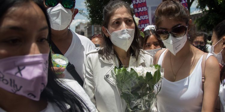 Familiares pide ayuda para Polly, joven atropellada en Iztacalco
