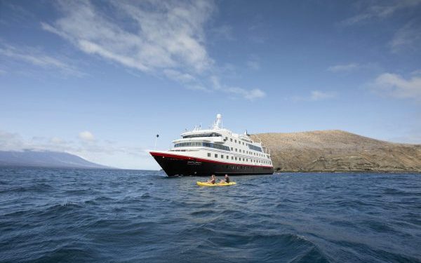Hurtigruten Expeditions presenta sus cruceros exclusivos a Galápagos