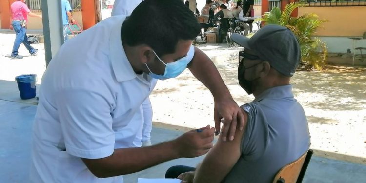 Jalisco y Nayarit incluidos en la vacunación
