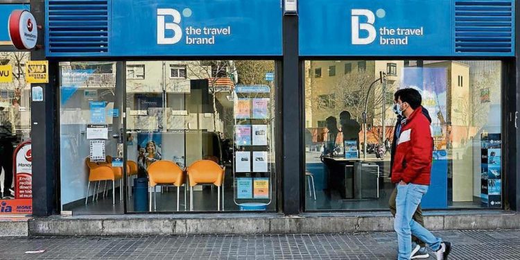 Las agencias de viaje se quedan sin liquidez para devolver los bonos por cancelación