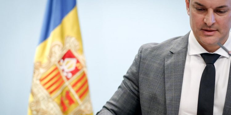 Las ayudas a empresas y empleados se prolongarán hasta final de año