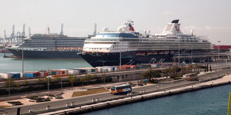 Las navieras priorizan los cruceros en el Mediterráneo Oriental por el retraso de España