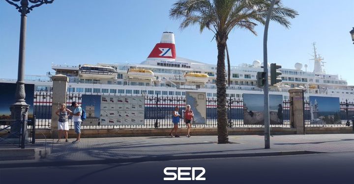 Los cruceros vuelven a Cádiz casi un año y medio después | Radio Cádiz