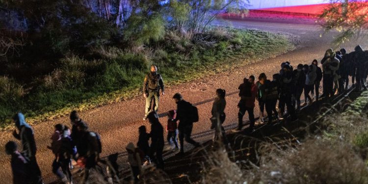 Los migrantes centroamericanos no tienen tiempo para Biden