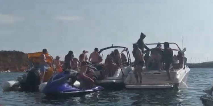 Los viajes de fin de curso a Mallorca dejan ya más de 800 positivos por coronavirus