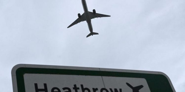 'Save Our Summer': Los pilotos británicos piden auxilio político para el sector de los viajes