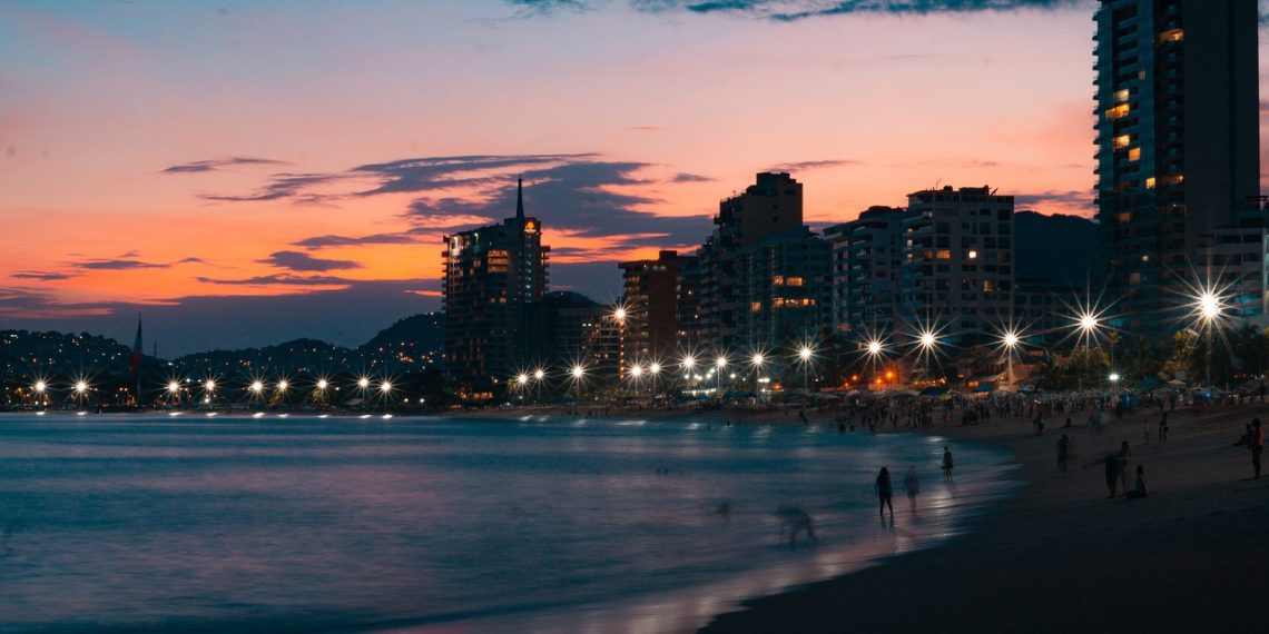 Sectur y Red Bull acuerdan promover destinos turísticos de México