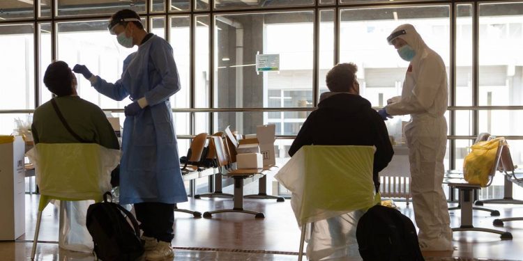 Suben a 64 los positivos entre estudiantes catalanes que hicieron viajes de final de curso a Mallorca