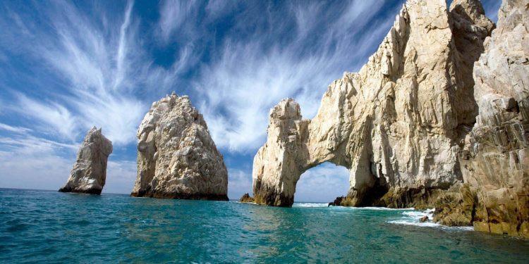 Temporada de huracanes en Los Cabos: ¿cuál es la mejor época para viajar?