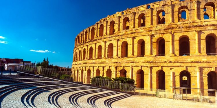 Túnez anuncia la relajación de las medidas de entrada en el país