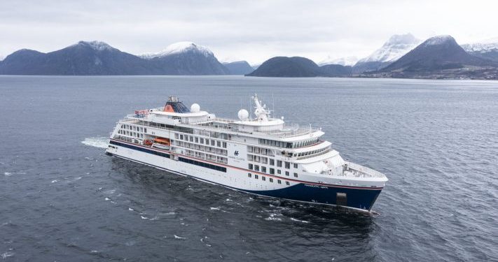 VARD entrega crucero Hanseatic Spirit a Hapag-Lloyd Cruises en Alemania