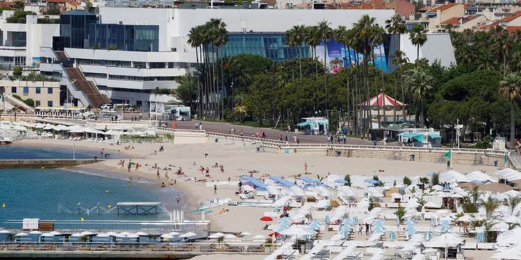 Vaso medio lleno para hoteles de Cannes por regreso de invitados al festival tras suspensión 2020