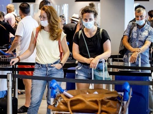 Viajar en avión no causa trombosis a los vacunados