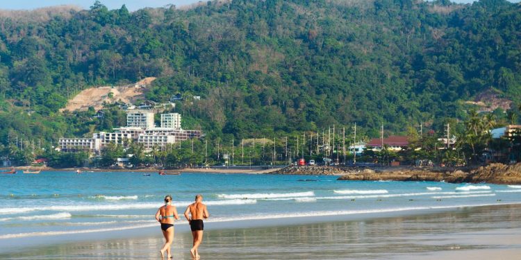 Viajes del IMSERSO: requisitos y quiénes pueden viajar sin estar jubilados